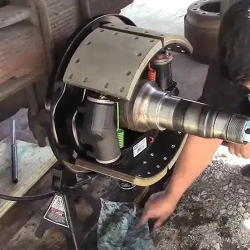 1. mantenimiento del sistema de rodamiento de un camion PJ suspensiones